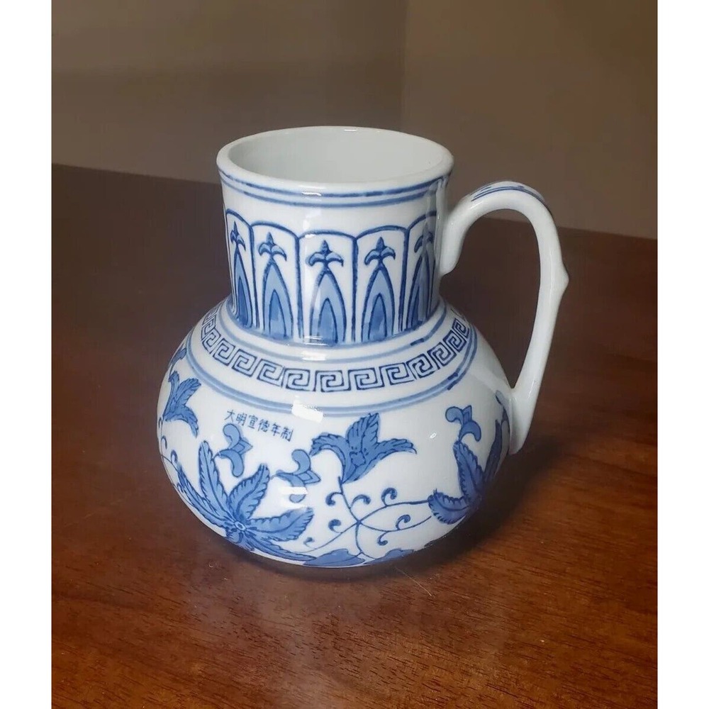 5.5" Chinese Porcelain Ming Dynasty Xuande Blue White Flower China Teapot